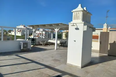 Image de loue vaste T3 comprenant une terrasse toit, tout confort proche de l'océan