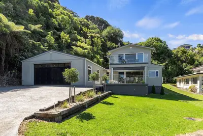 Image de The Lighthouse - Te Mata Holiday Home