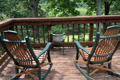 Image de 3-bedroom cabin in peaceful Fleetwood with WiFi, Ac. Enjoy nature