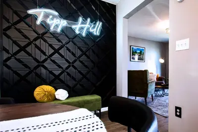 Image de Tipp Hill Home, near local eateries and pubs, walkable, near Su and Hospitals