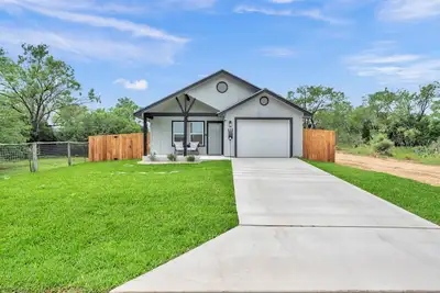 Image de 3-bedroom house in beautiful Granite Shoals with Wi-Fi, Ac, and game room