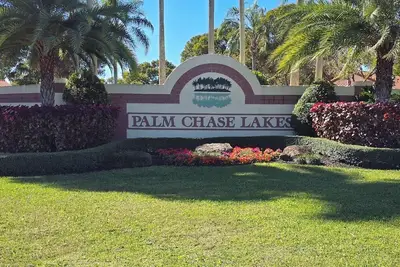 Image de All Utilities included, 2br in 55+ gated community, near beaches and highways.