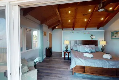 Image de Ocean Front Suite: with Seating Area and Balcony, Outdoor Pool, Pets Are Welcome