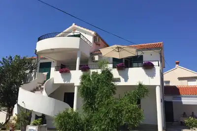Image de Apartmet for 2 on Island Murter