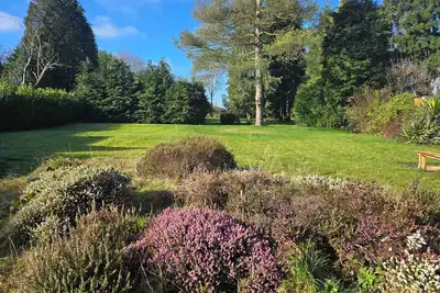 Image de Cosy Family-friendly Village Bungalow with Beautiful half acre Garden