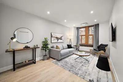 Image de Luxury Central Old Port Mtl Apt - Notre-Dame