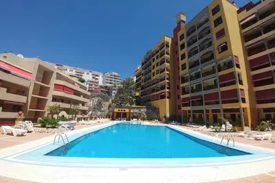 Image de Comfortable home just steps from the beach!