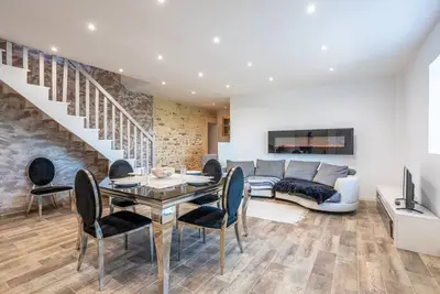 Image de Maison de vacances 'Magnifique Maison' avec terrasse partagée et Wi-Fi