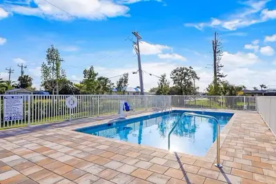 Image de Gulf Access with Boat Slip, Heated Saltwater Pool, Dog-Friendly - Bacino Vista #206 - Roelens
