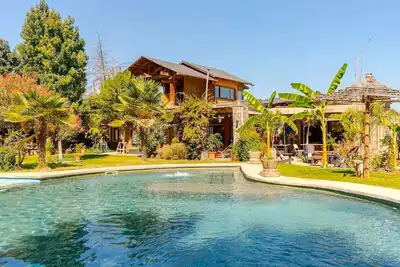 Image de Wonderful large family cottage