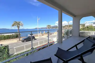 Image de Appartement climatisé pour 6 personnes face à la mer- Le Pradet