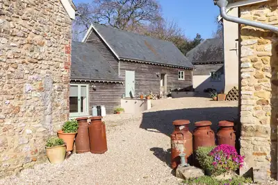 Image de The Dairy At Wyke Farm, romantic, with a garden in Lyme Regis
