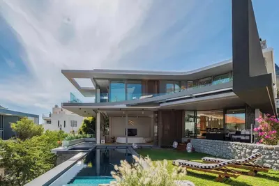 Grand Camps Bay 5bed w Views Pool Gym Villa Serena