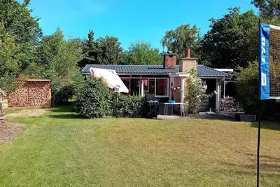 Image de Charming summer house with a large.