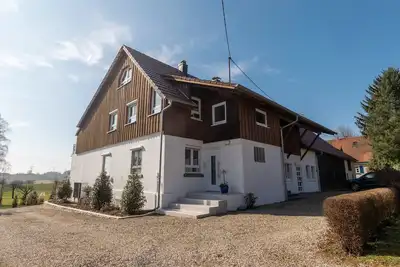 Image de Appartement \"Bergfeld\" avec jardin partagé, balcon et Wi-Fi