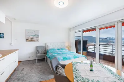 Image de Appartement \"Rhein 8\" avec balcon et Wi-Fi
