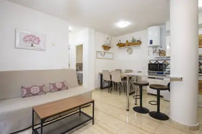 Image de Two-bedroom apartment 500 meters from the sea and the beach!