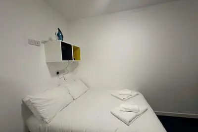 Image de Fantastic Budget Studio with Kitchen in Coventry