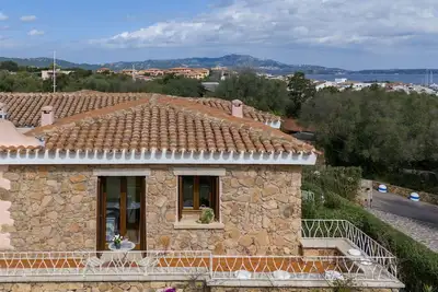 Image de Agréable appartement pour 6 personnes avec Wifi, climatisation, Tv, patio et parking