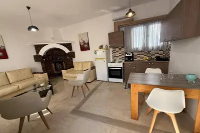 Image de Philoxenia traditional house private jacuzzi