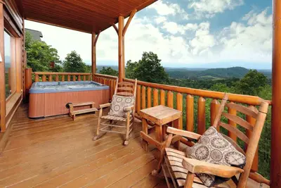 Image de Scenic Getaway, Sleeps 8・Views・Games・Hot tub