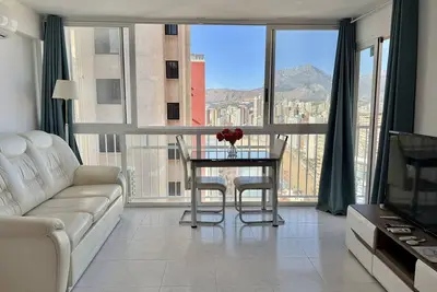 Image de Appartement unique avec vue imprenable sur la mer