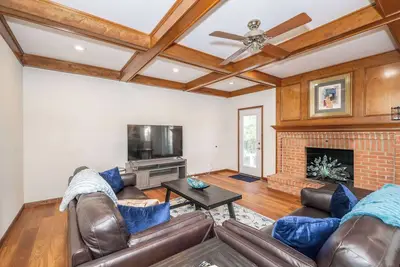 Image de Luxurious Dream Home  - For 10!