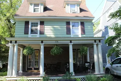 Image de Historic remodeled 4-bedroom house in heart of University Neighborhood, Syracuse