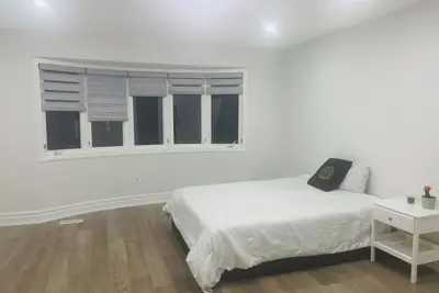 Image de Room with private bathroom 5 minutes away (Honda)