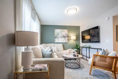 Image de The Daphne, Stylish 2br by Velvet Ditch Villas