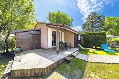 Image de Maison de vacances - Chalet confortable dans résidence piétonne avec jardin & parking