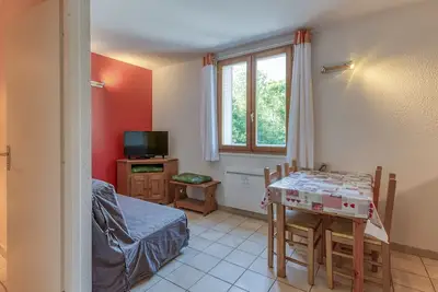 Image de Appartement \"Lynx\" avec vue sur les montagnes, jardin partagé et Wi-Fi