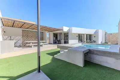 Image de Casa Carlos | Coastal Home in San Jose
