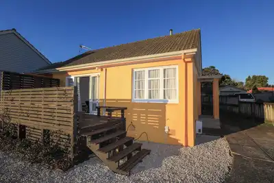 Image de Charming, central 2-bedroom cottage in superb Hamilton East near gardens & cafes