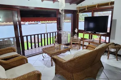 Image de Apartment with spectacular views right on the sand in Bracuhy condominium. Angra dos Reis