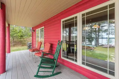 Image de 3-bedroom Cedaroma Lakefront home 10 in St Germain with WiFi, Ac.