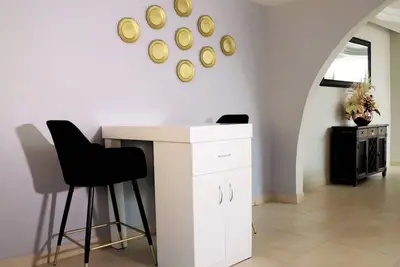 Image de Room in Downtown, with Jacuzzi