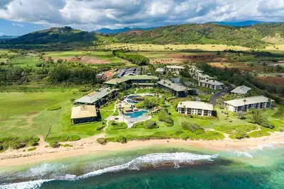 Image de 20% off new listing discount! 4 Star Beachfront Resort. Ac. Restaurant. Pool. Gym