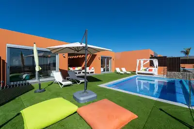 Image de Chalet à Maspalomas avec piscine chauffée