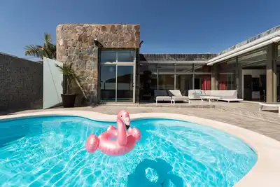 Image de Maison de vacances à Mogán avec jacuzzi et piscine