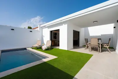 Image de Chalet à Maspalomas avec piscine chauffée