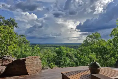 Image de Escape to a world where luxury meets nature! On the doorstep to Litchfield Np.