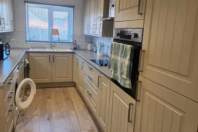 Image de 4-bedroom house in charming Pitsea with WiFi
