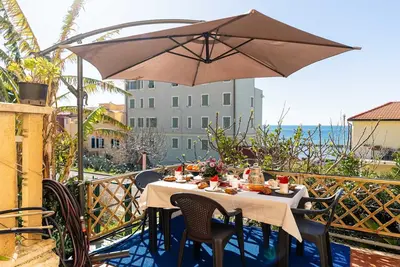 Image de Joli appartement pour 4 personnes avec Wifi, Tv, terrasse, animaux admis et parking