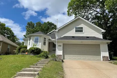 Image de Heart of Joplin favorite spot. \nHighly rated vacation home. \nPerfectly located