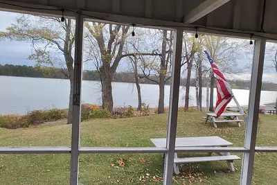 Image de 3-bedroom house in fabulous Crown Point, New York. On Lake Champlain