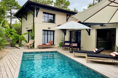 Image de Fantastic villa with pool and jacuzzi near the lighthouse