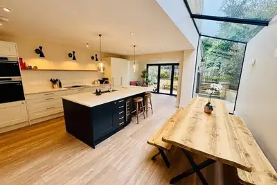 Image de Stunning 5 bed house in enviable location