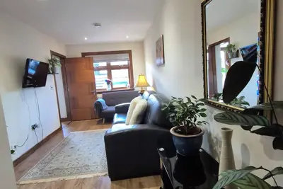 Image de Self-catering extended family home