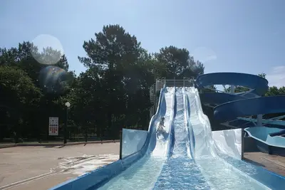 Image de chalet dodo levé soleil tres calme bien situé vus sur parc jardin tout confort